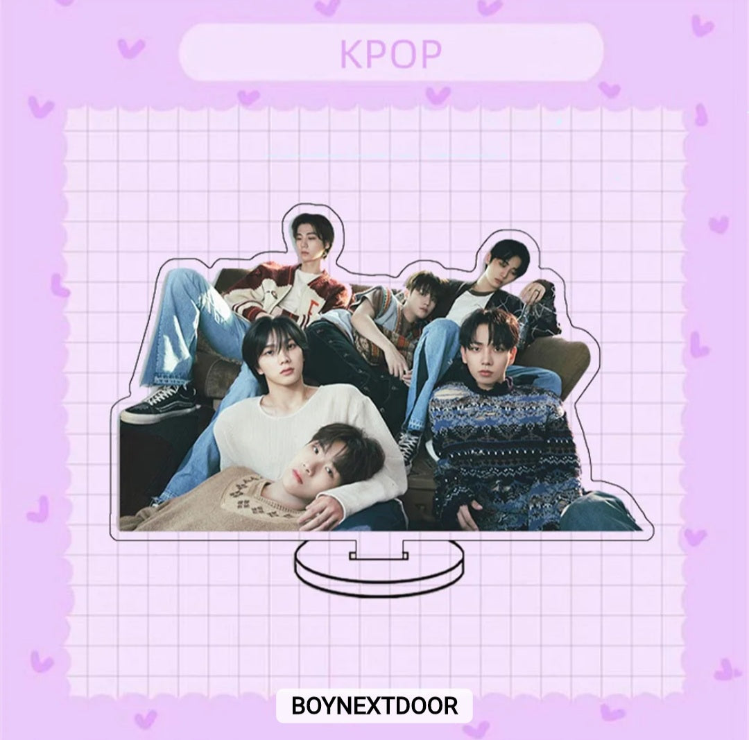 K-Pop Desktop Stands